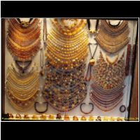 12172  Bernstein in der Frauengasse, Drehort Buddenbroocks, Danzig, Gdansk, Polen 2006.JPG